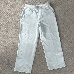Lululemon Athletica Light Gray Capris